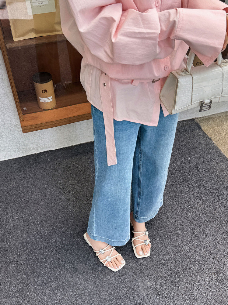 Karin Luna In Stock    Spot Goods    Square Toe One-Strap Sequin Flower Flat Slippers