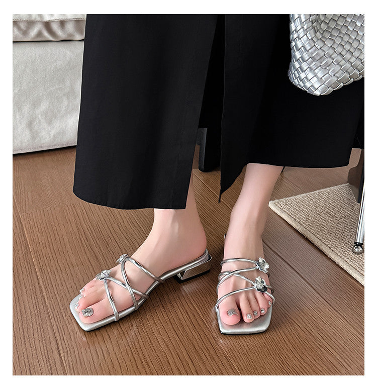 Karin Luna In Stock    Spot Goods    Square Toe One-Strap Sequin Flower Flat Slippers