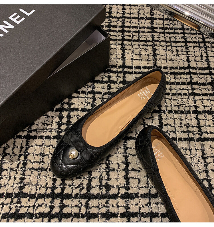 Karin Luna In Stock Spot Goods  Dior's popular retro flat rhombus-pattern granny shoes First Layer Sheepskin Full leather inside and out