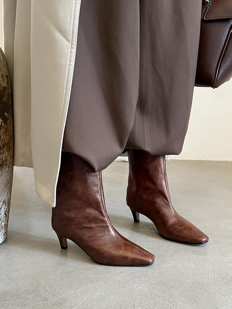 Karin Luna In Stock Spot Goods Top Layer Stone Pattern Cowhide Textured Small Square Toe Straight Short Boots