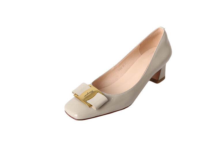 Karin Luna In Stock Spot Goods Classic Bestseller Ferragamo Full Leather Inside and Out Commuting Four Seasons Can Be Worn！
