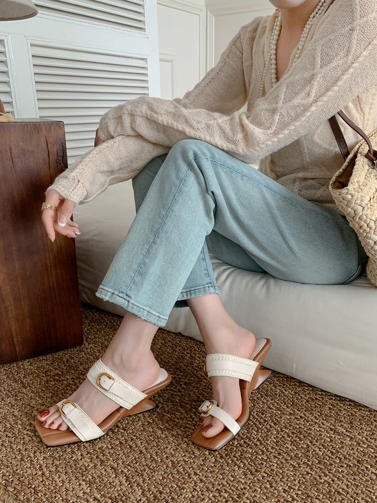 Karin Luna Hot-Selling In Stock Retro Wedge Belt Square Toe Irregular Heel