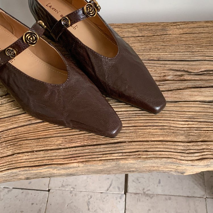 Karin Luna In Stock Spot Goods    Retro Classic Metal Camellia Irregular Heel Single Shoes