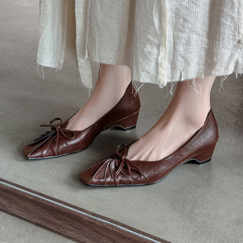 Karin Luna French Style Wrinkled Square Toe Height-Increasing Flats