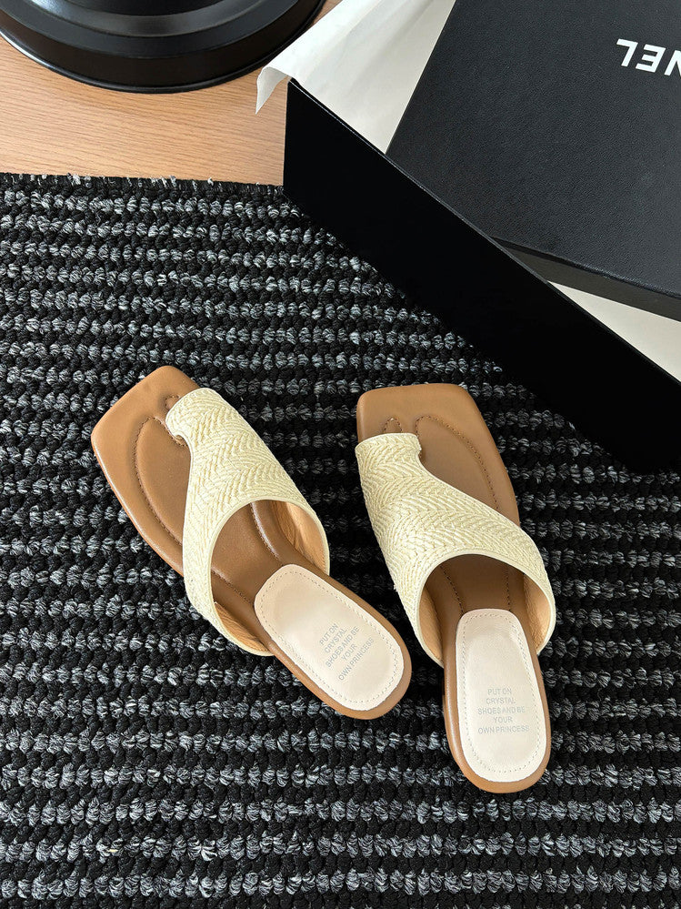 Karin Luna Bestseller Popular New Image  Comes with data plan included Resort Style Toe Clip Sandals