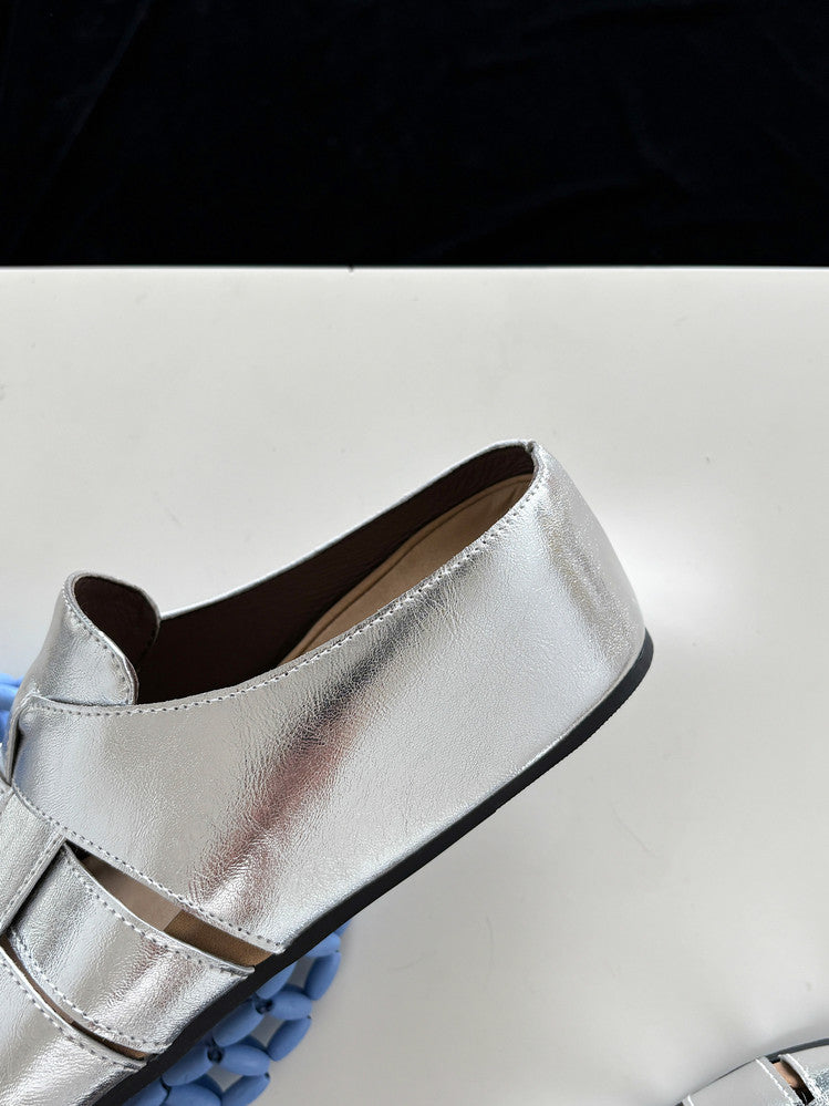 Karin Luna Full Layer Inside and Out~Basic Versatile Perforated Round Toe Birkenstock Slippers