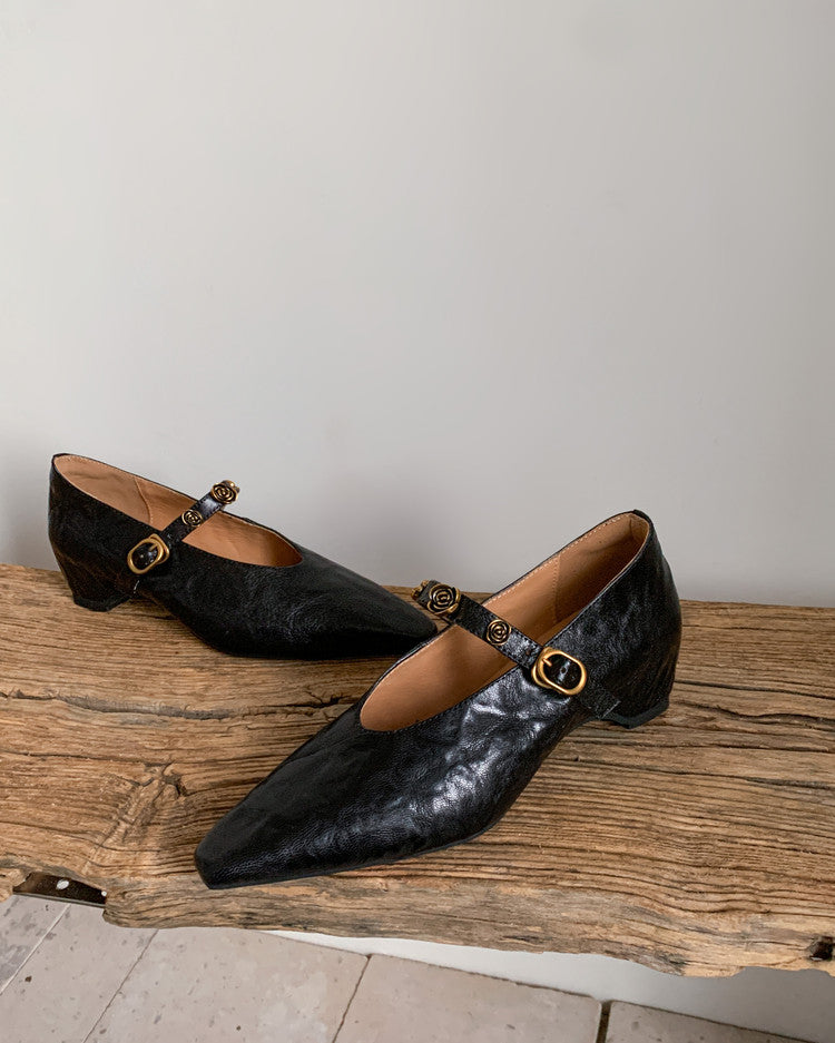 Karin Luna In Stock Spot Goods    Retro Classic Metal Camellia Irregular Heel Single Shoes