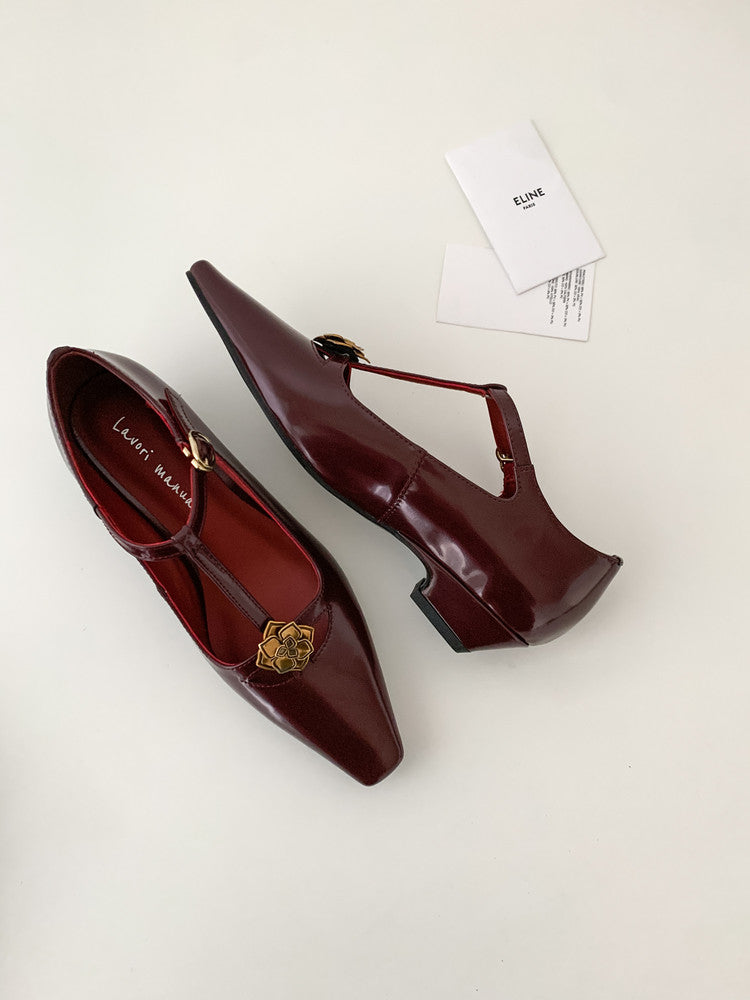 Karin Luna In Stock Spot Goods    Retro Classic Metal Camellia Irregular Heel Single Shoes