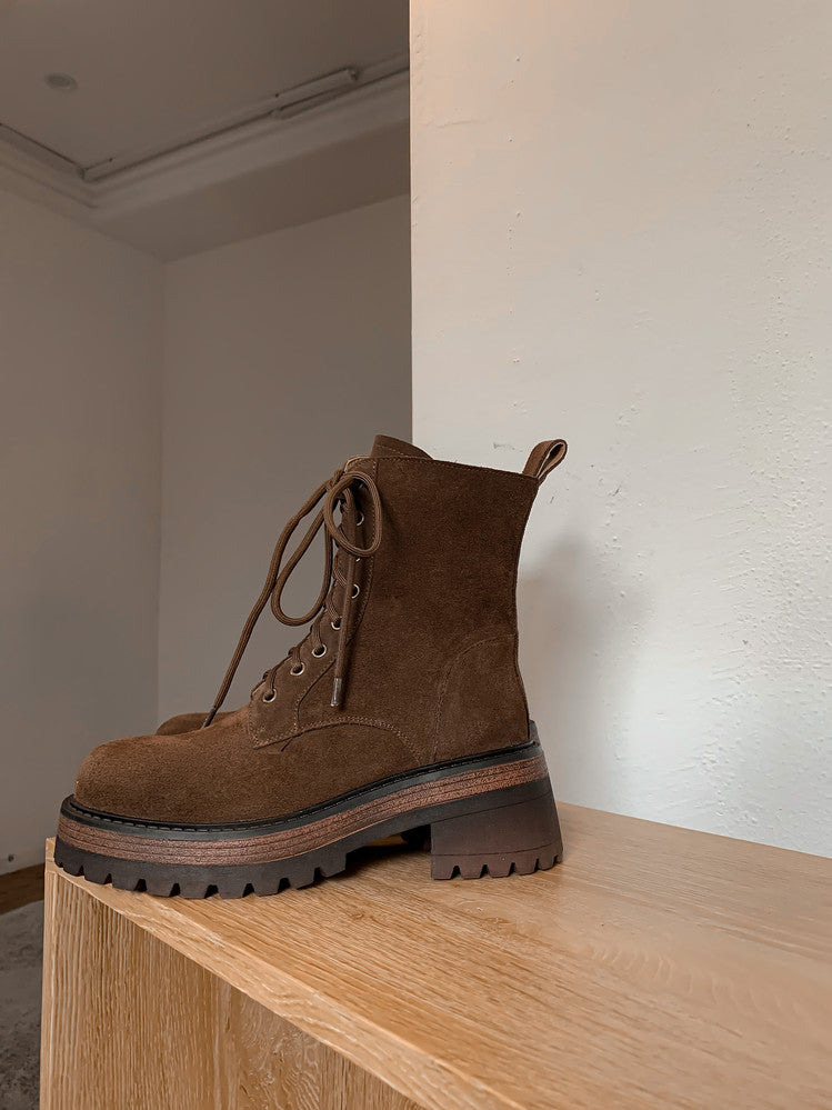 Karin Luna In Stock Casual style thin strap round toe suede ankle boots