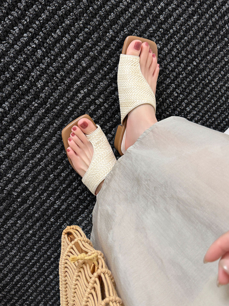 Karin Luna Bestseller Popular New Image  Comes with data plan included Resort Style Toe Clip Sandals