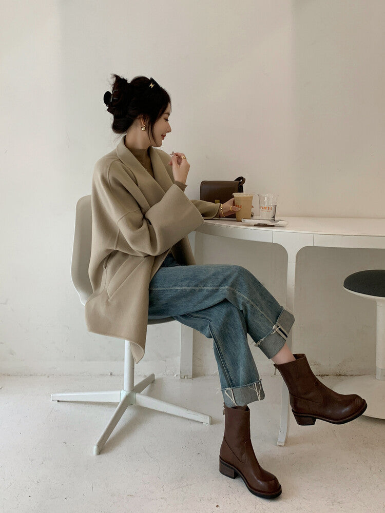Karin Luna In Stock Spot Goods  Full-grain leather inside and out   Minimalist Texture  Round Toe Flat Bottom Basic Short Boots