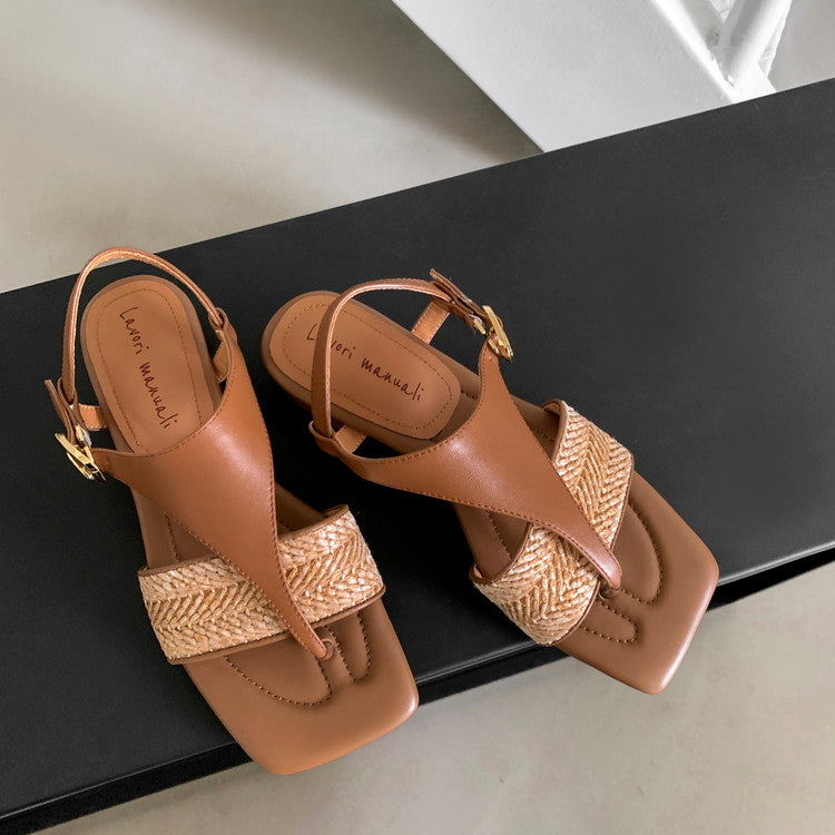 Karin Luna Classic Style  In stock  Basic versatile vacation style thong sandals