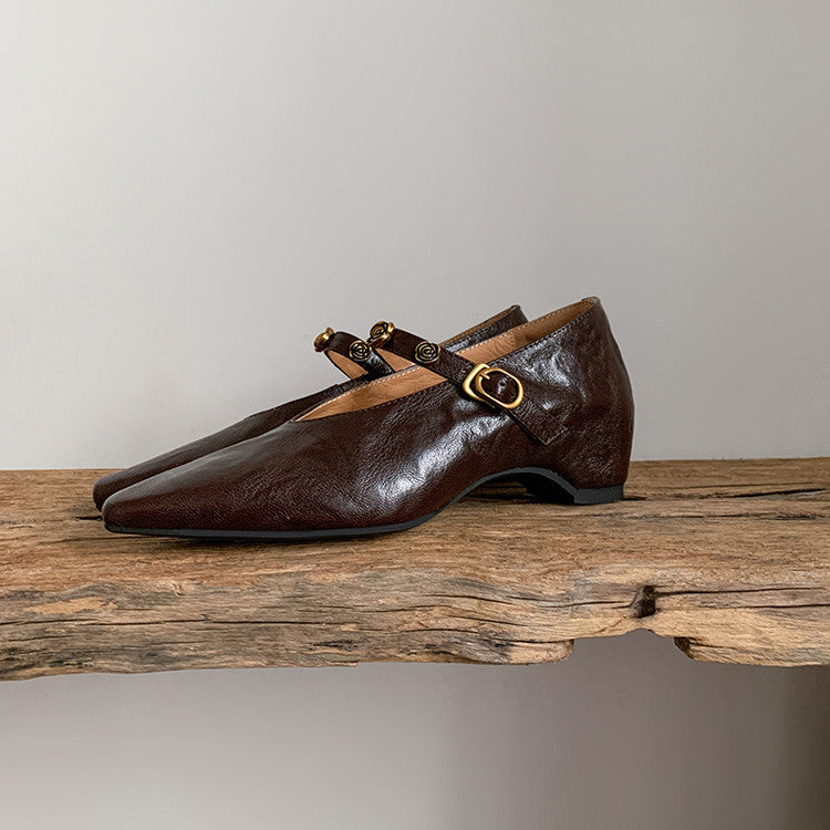 Karin Luna In Stock Spot Goods    Retro Classic Metal Camellia Irregular Heel Single Shoes