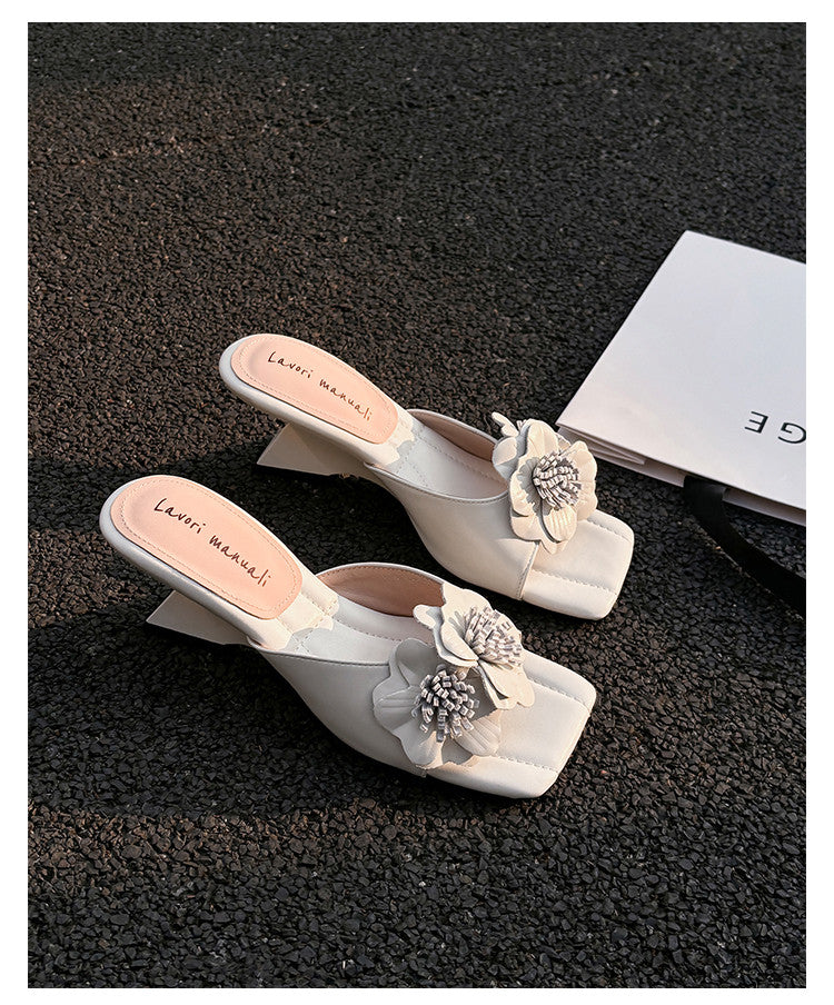 Karin Luna In Stock Spot Goods Camellia Classic style retro square toe shaped heel slippers