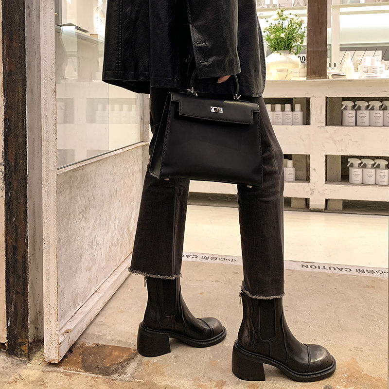 Karin Luna In Stock Spot Goods  Round Toe Stretch Round Toe Chelsea Short Boots