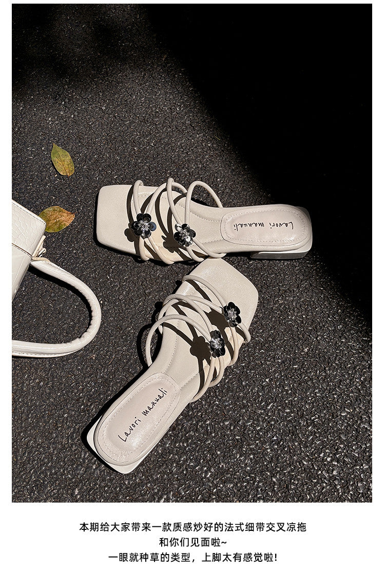 Karin Luna In Stock    Spot Goods    Square Toe One-Strap Sequin Flower Flat Slippers