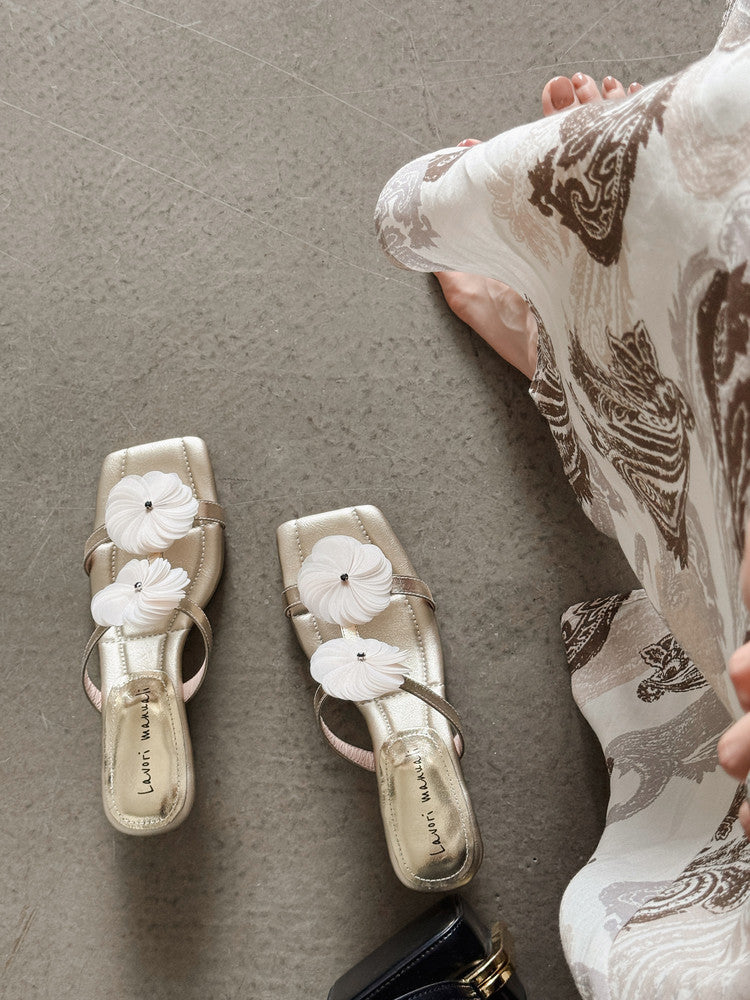 Karin Luna Hot-Selling Floral Square Toe Irregular Heel Floral Slippers