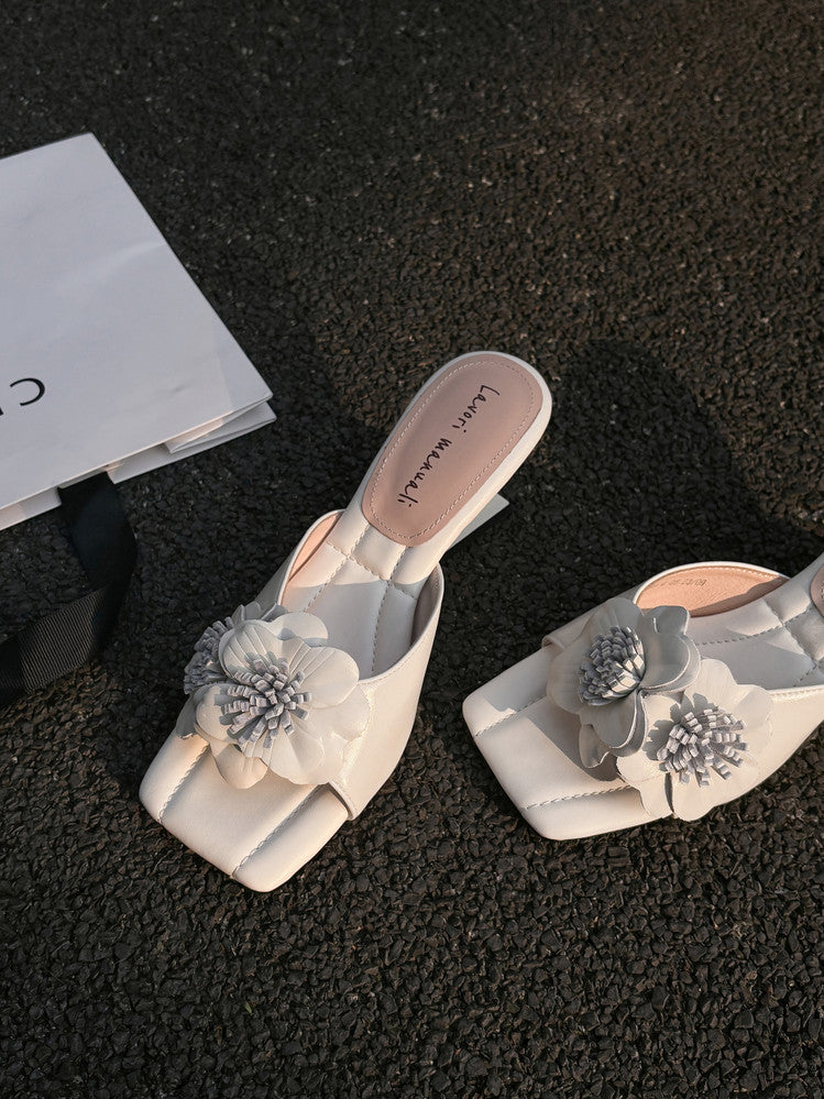 Karin Luna In Stock Spot Goods Camellia Classic style retro square toe shaped heel slippers