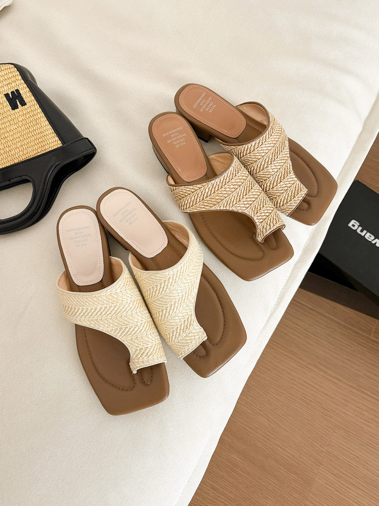 Karin Luna Bestseller Popular New Image  Comes with data plan included Resort Style Toe Clip Sandals
