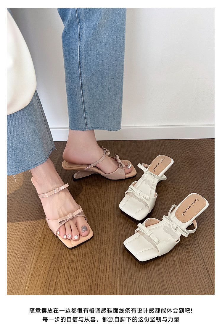 Karin Luna Hot Item Hot Item Self-Flow Square-Toe Irregular Heel Slippers