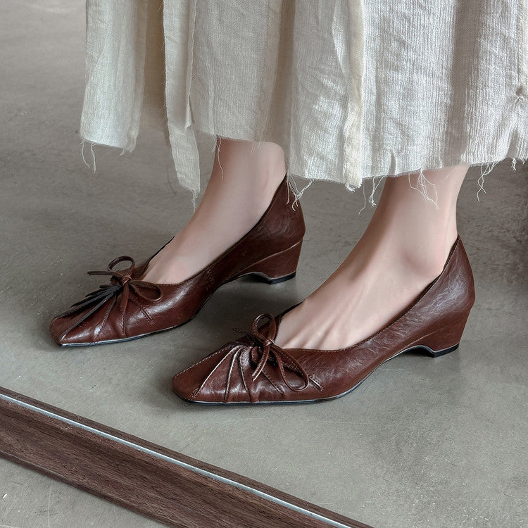 Karin Luna French Style Wrinkled Square Toe Height-Increasing Flats