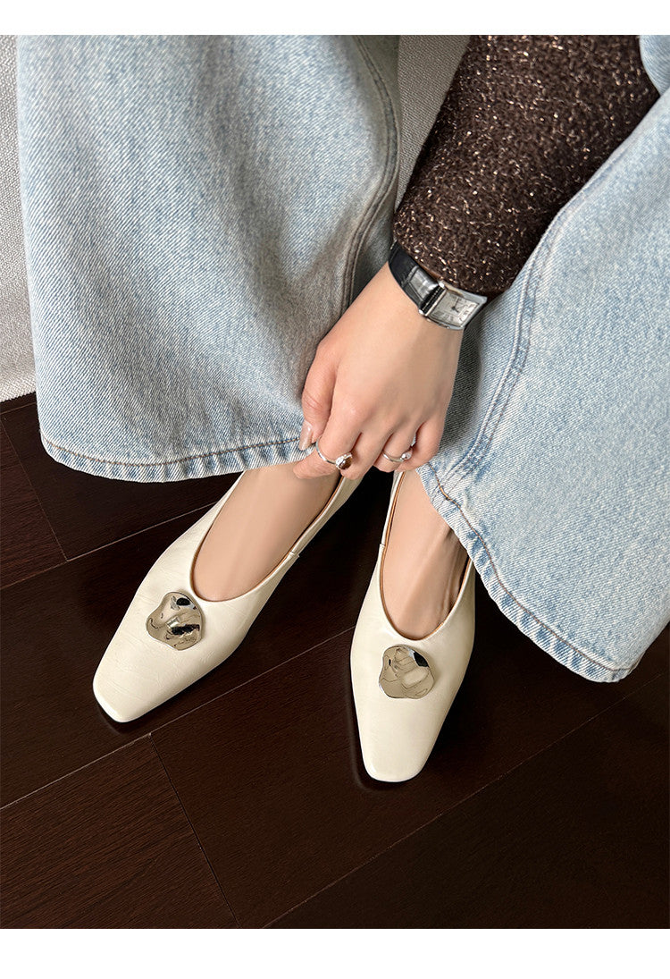 Karin Luna In Stock Spot Goods  Small Metal Decoration Thick Heel Single Shoes