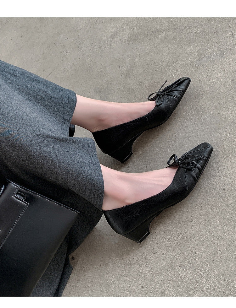 Karin Luna French Style Wrinkled Square Toe Height-Increasing Flats