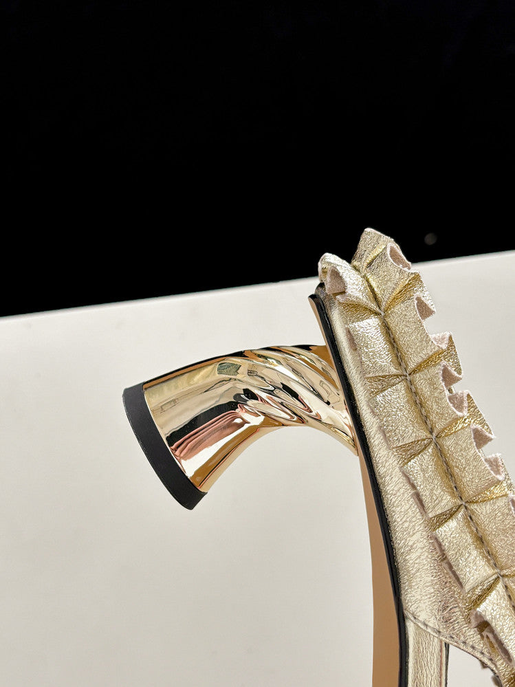 Karin Luna In Stock  Spot Goods  Unique Square-Toe Pleated Lace Sandals