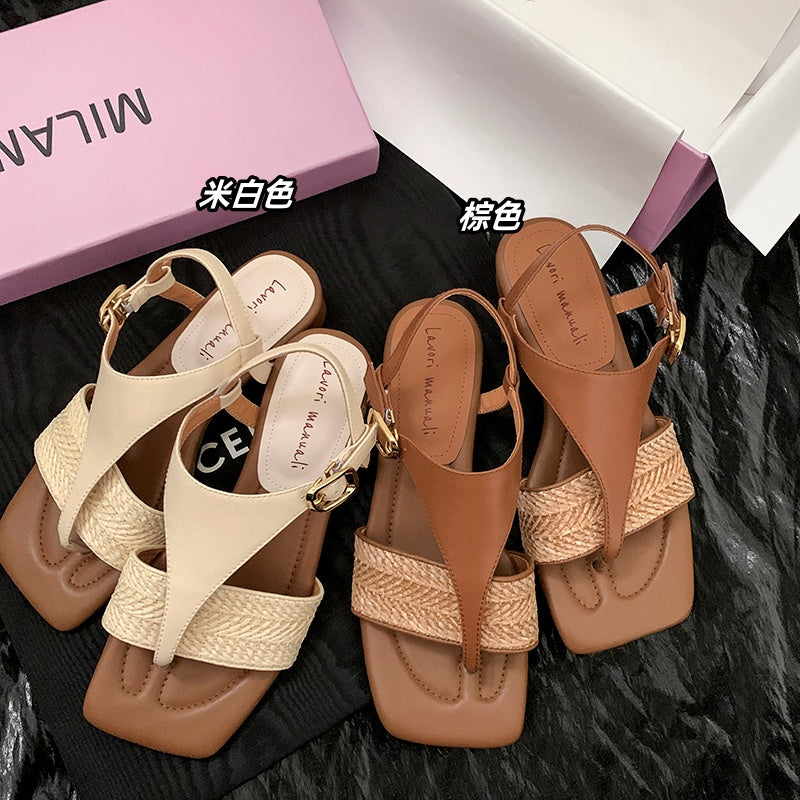 Karin Luna Classic Style  In stock  Basic versatile vacation style thong sandals