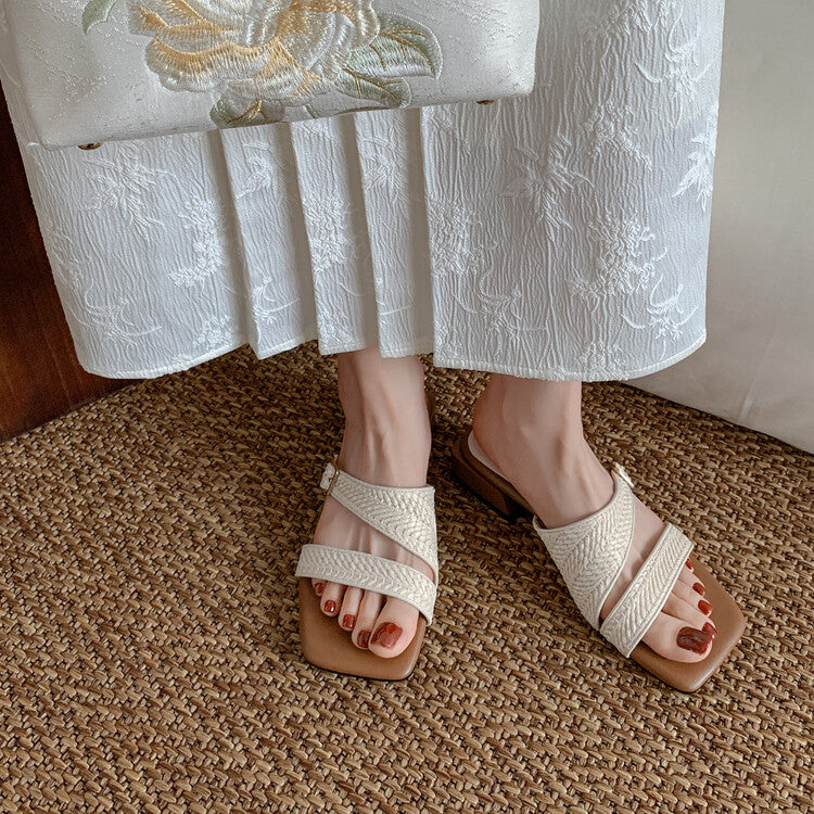 Karin Luna Full of casual charm~ Irregular Weaving Design Flat Slippers