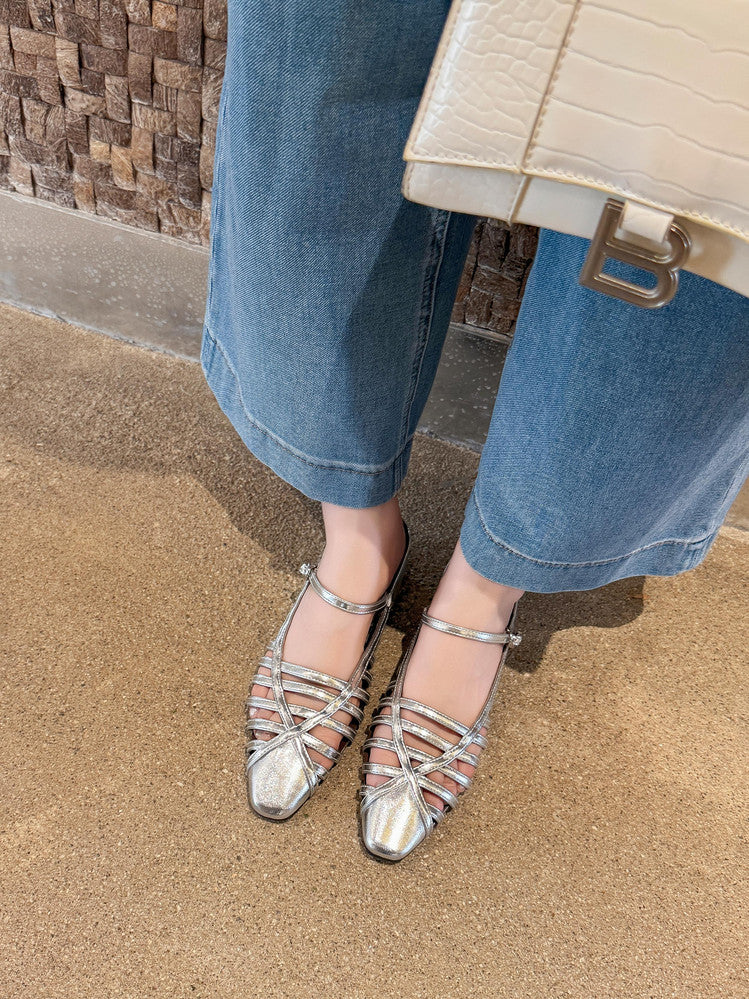 Karin Luna In Stock Spot Goods   French Retro Hollow Small Square Toe One-Strap Slippers