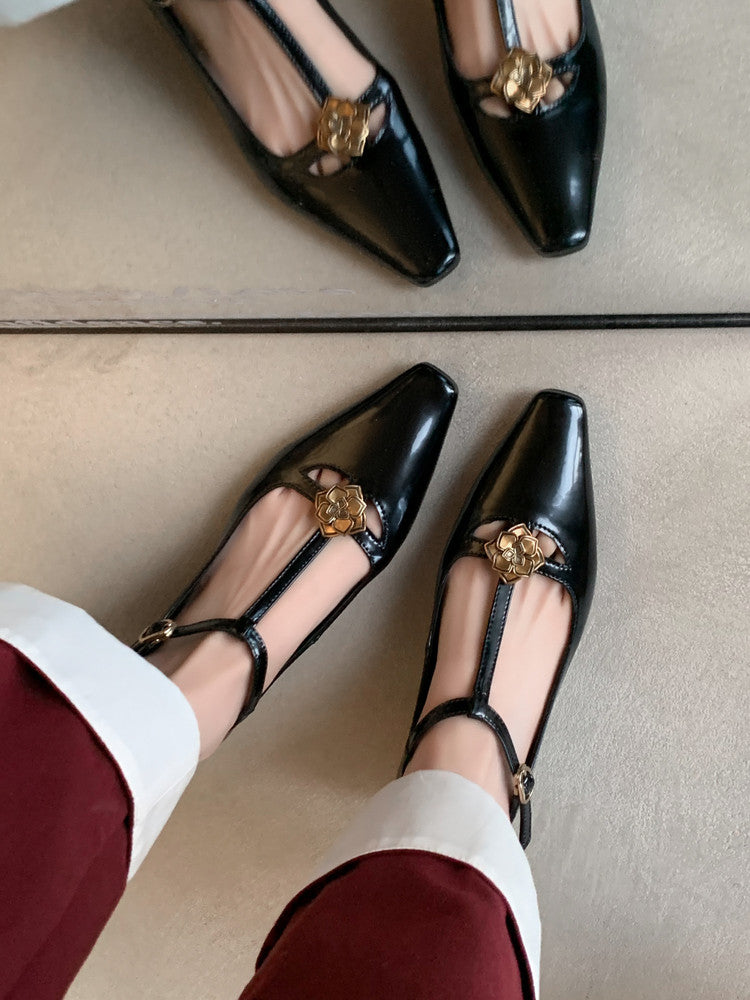 Karin Luna In Stock Spot Goods    Retro Classic Metal Camellia Irregular Heel Single Shoes