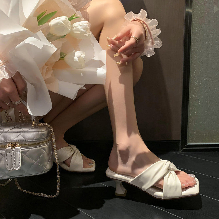 Karin Luna In Stock Spot Goods   Absolutely amazing4Color Cross Strap Thick Heel Square Toe Soft Slippers