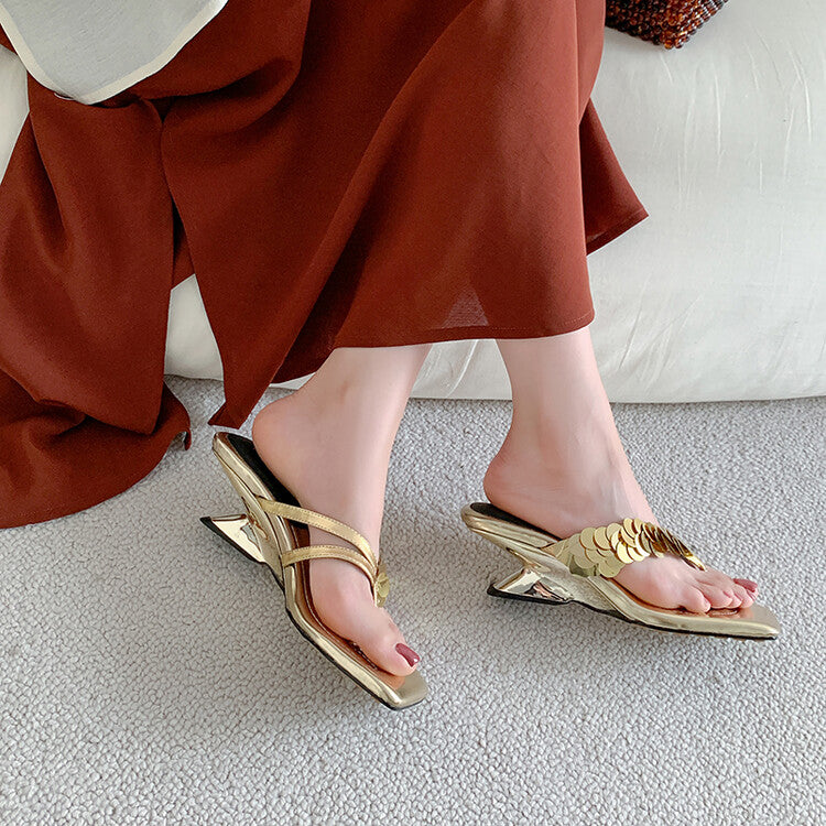 Karin Luna Exquisite Daughter~t Footrest with Rhinestones for a Sofa-like Feel  Sequin Flip-Flops