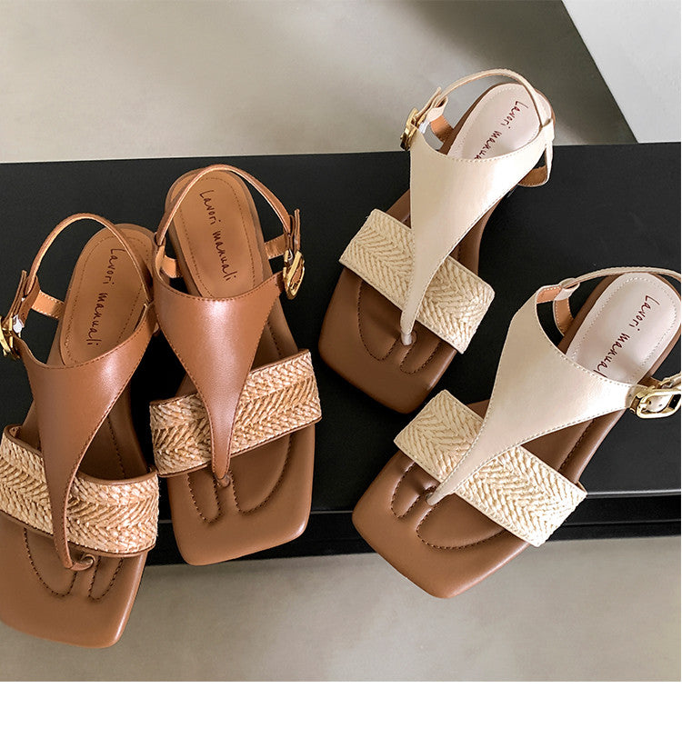 Karin Luna Classic Style  In stock  Basic versatile vacation style thong sandals