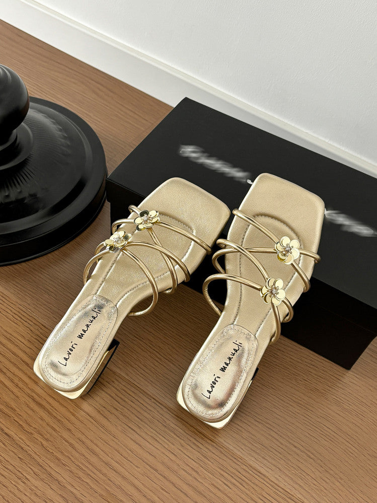 Karin Luna In Stock    Spot Goods    Square Toe One-Strap Sequin Flower Flat Slippers