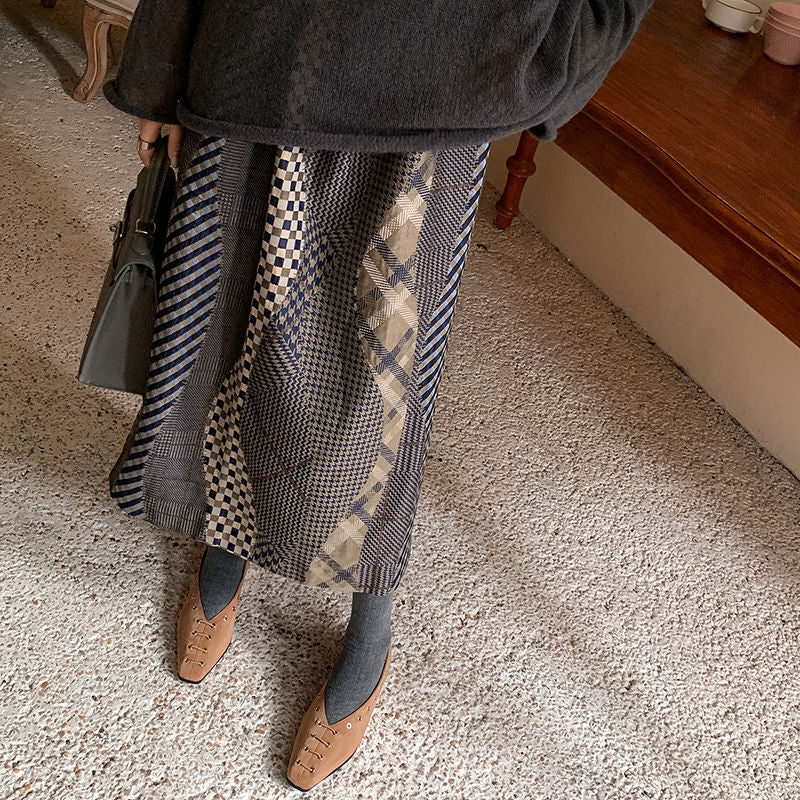 Karin Luna In Stock Spot Goods    Old Money Style Square Toe Suede Flats