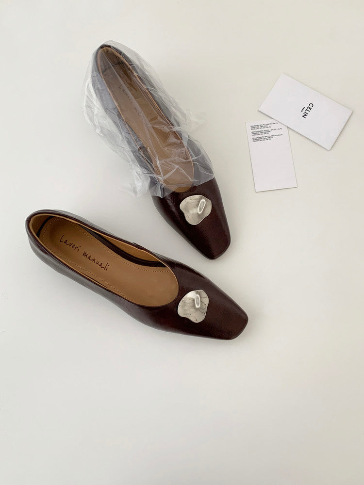 Karin Luna In Stock Spot Goods  Small Metal Decoration Thick Heel Single Shoes