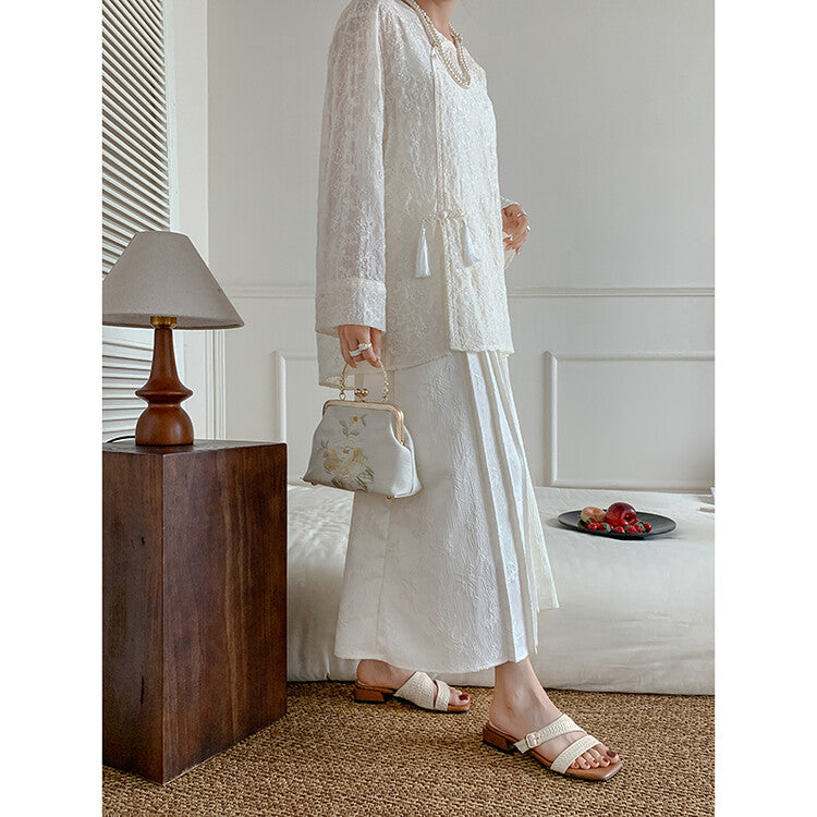 Karin Luna Full of casual charm~ Irregular Weaving Design Flat Slippers