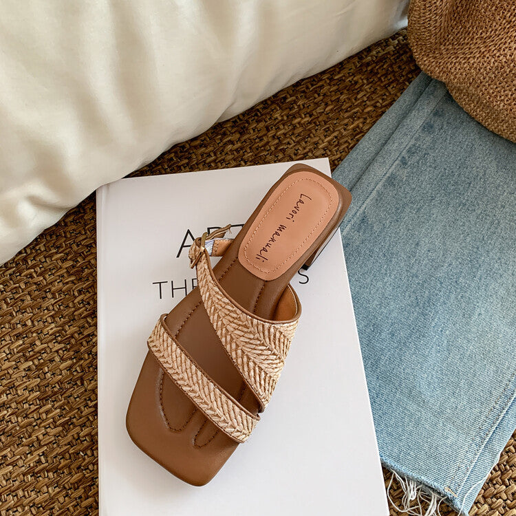 Karin Luna Full of casual charm~ Irregular Weaving Design Flat Slippers