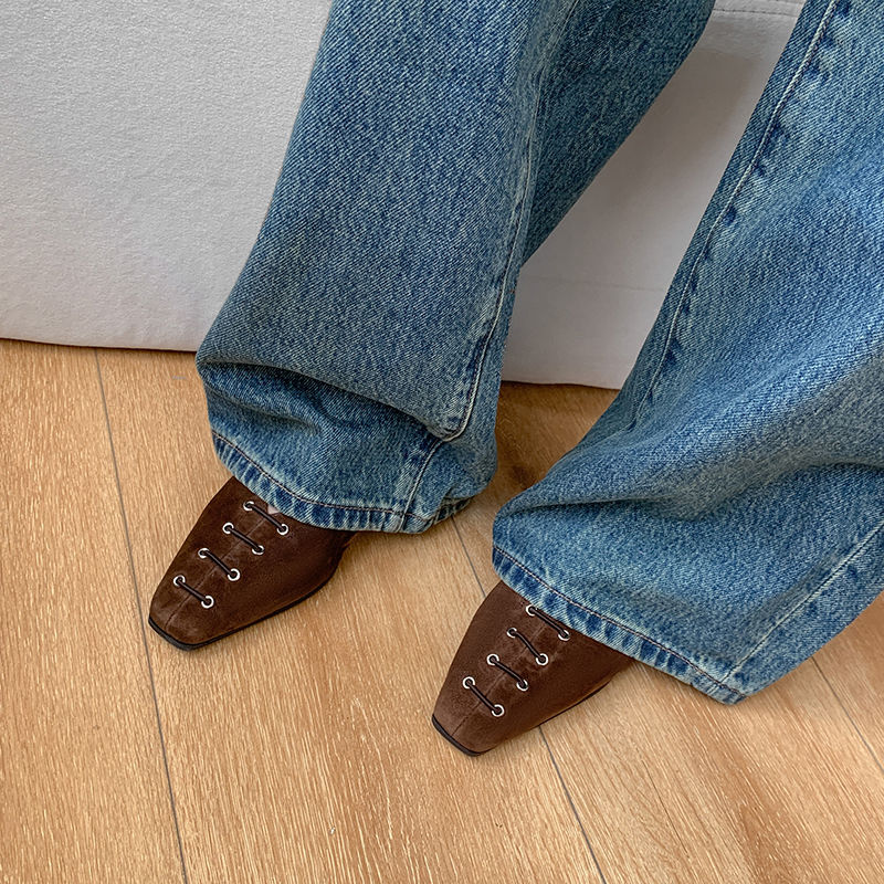 Karin Luna In Stock Spot Goods    Old Money Style Square Toe Suede Flats