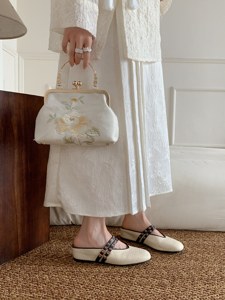 Karin Luna  Closed-Toe Woven Style Height-Increasing Slippers