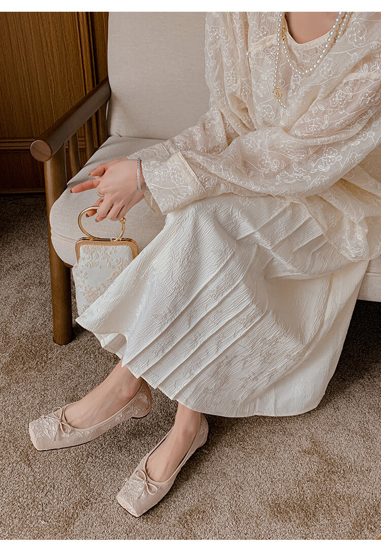 Karin Luna In Stock  In stock  Vintage Chinese Style Embroidered Rose~ Butterfly Knot Granny Shoes