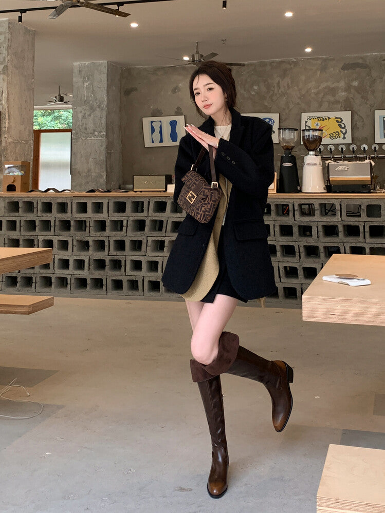 Karin Luna exploded  Three versions exploded Single Fleece Lining Fur Collar Version  Thick Fur Collar Foldable Hot-Selling Full Cowhide Pointed Toe Chunky Heel Classic Style