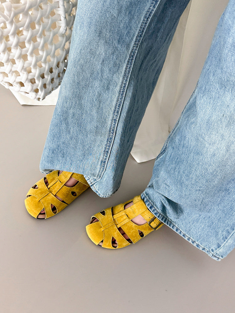 Karin Luna Full Layer Inside and Out~Basic Versatile Perforated Round Toe Birkenstock Slippers
