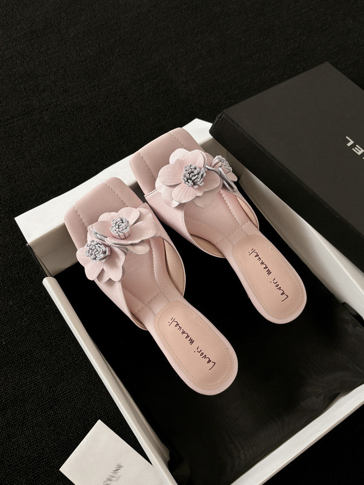 Karin Luna In Stock Spot Goods Camellia Classic style retro square toe shaped heel slippers