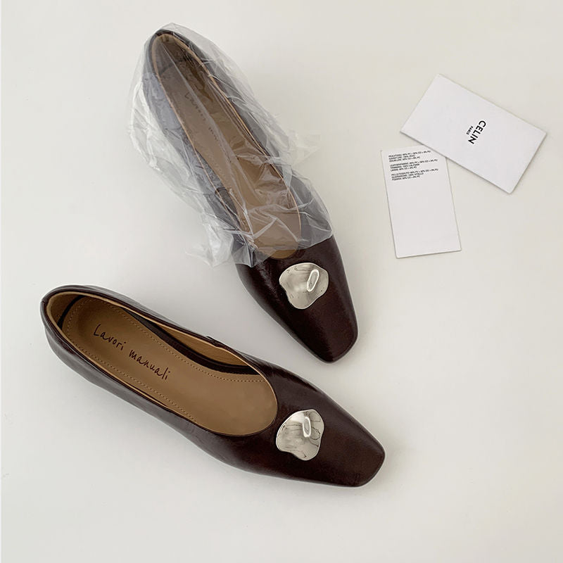 Karin Luna In Stock Spot Goods  Small Metal Decoration Thick Heel Single Shoes