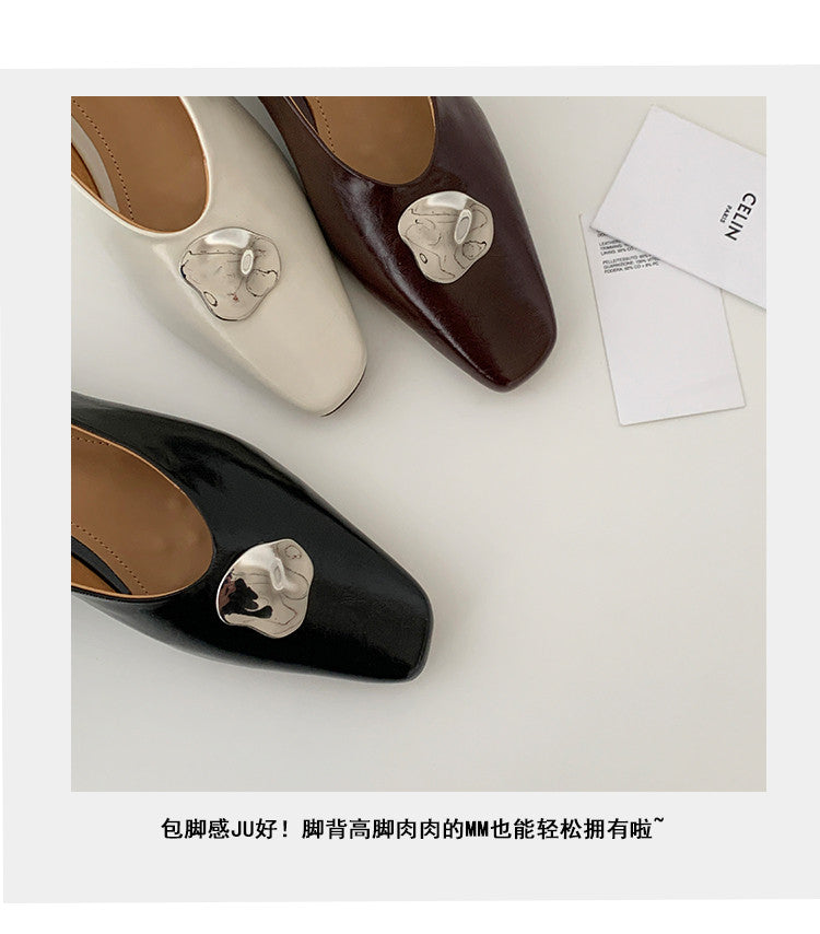 Karin Luna In Stock Spot Goods  Small Metal Decoration Thick Heel Single Shoes