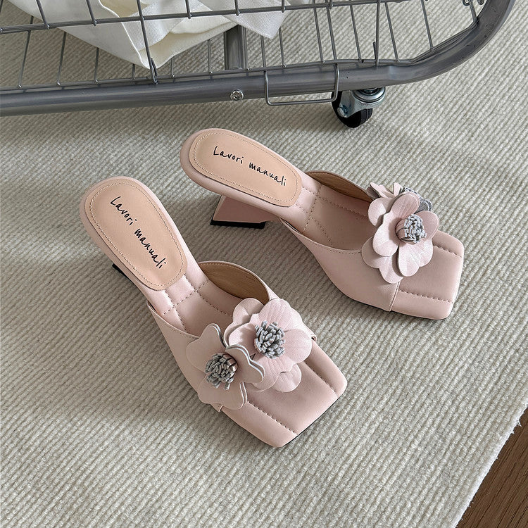 Karin Luna In Stock Spot Goods Camellia Classic style retro square toe shaped heel slippers
