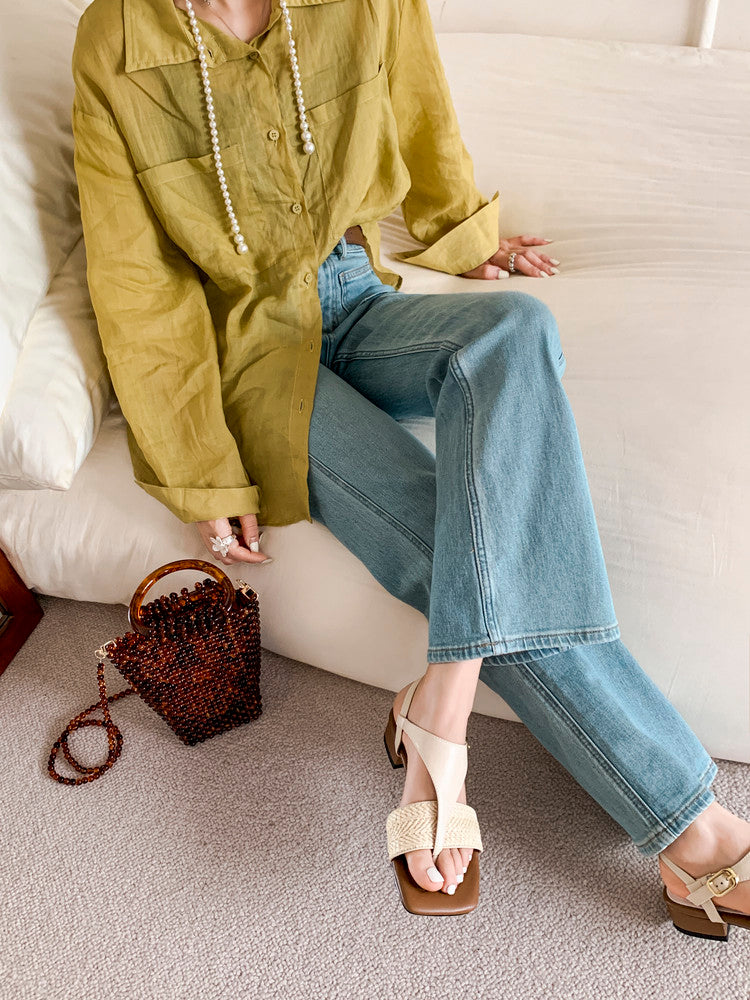 Karin Luna Classic Style  In stock  Basic versatile vacation style thong sandals